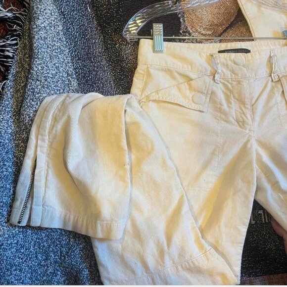 vintage corduroy bcbg maxazria flare cream cargo-esque pants with zipper details - Picture 2 of 7